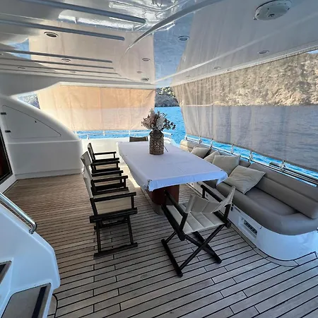 Yate Presidencial Bateau-hôtel Sant Adrià de Besòs
